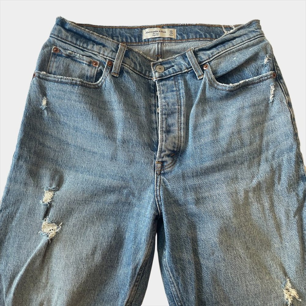 Abercrombie & Fitch 'The Dad High Rise' distressed jeans